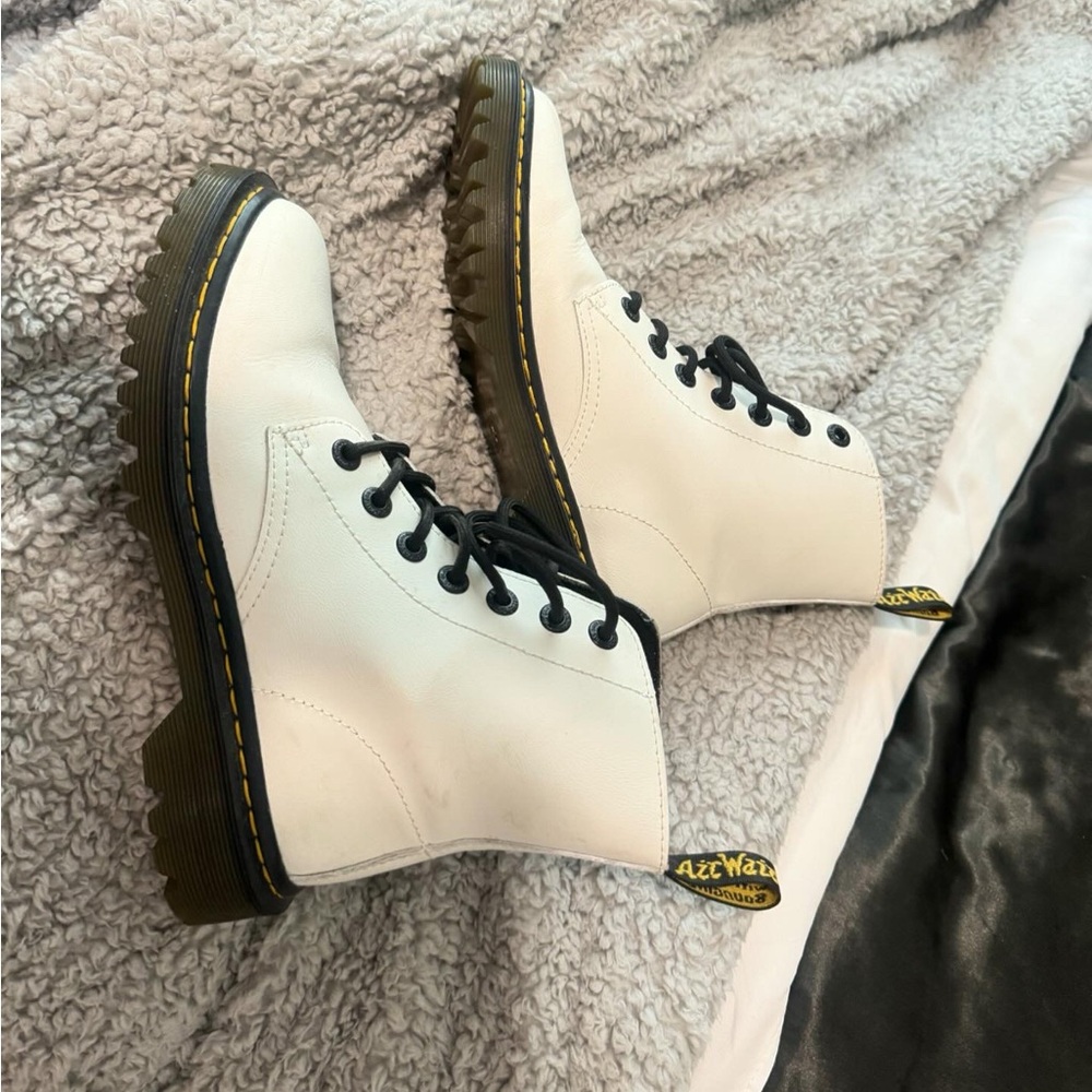 Docs Boots - image 1